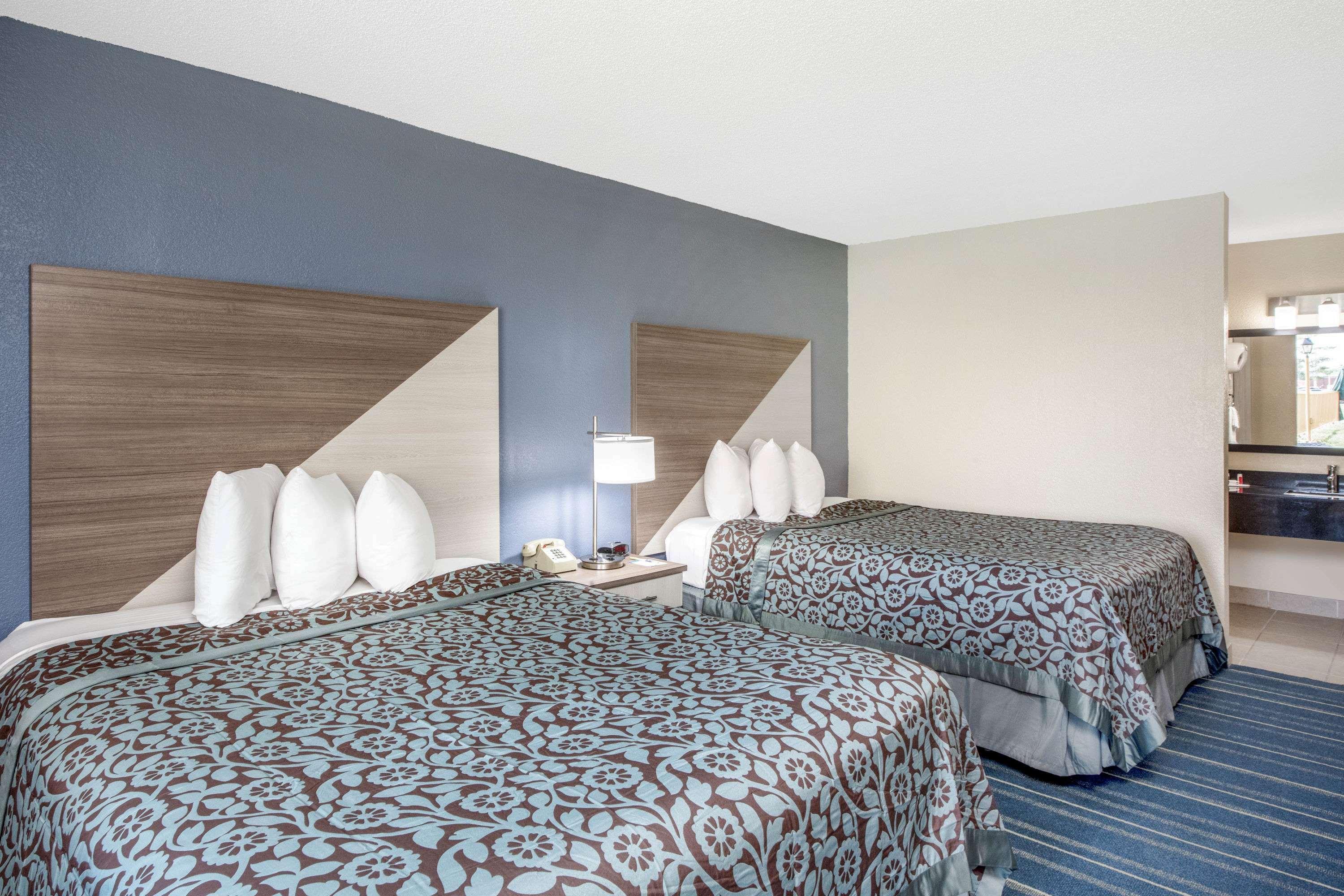 Motel Days By Wyndham Salem, Il