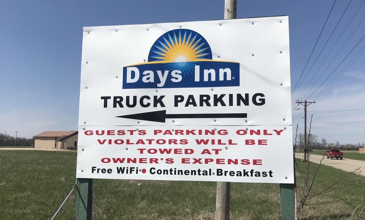 Days By Wyndham Salem, Il