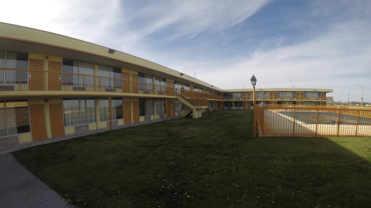 Motel Days By Wyndham Salem, Il 2*