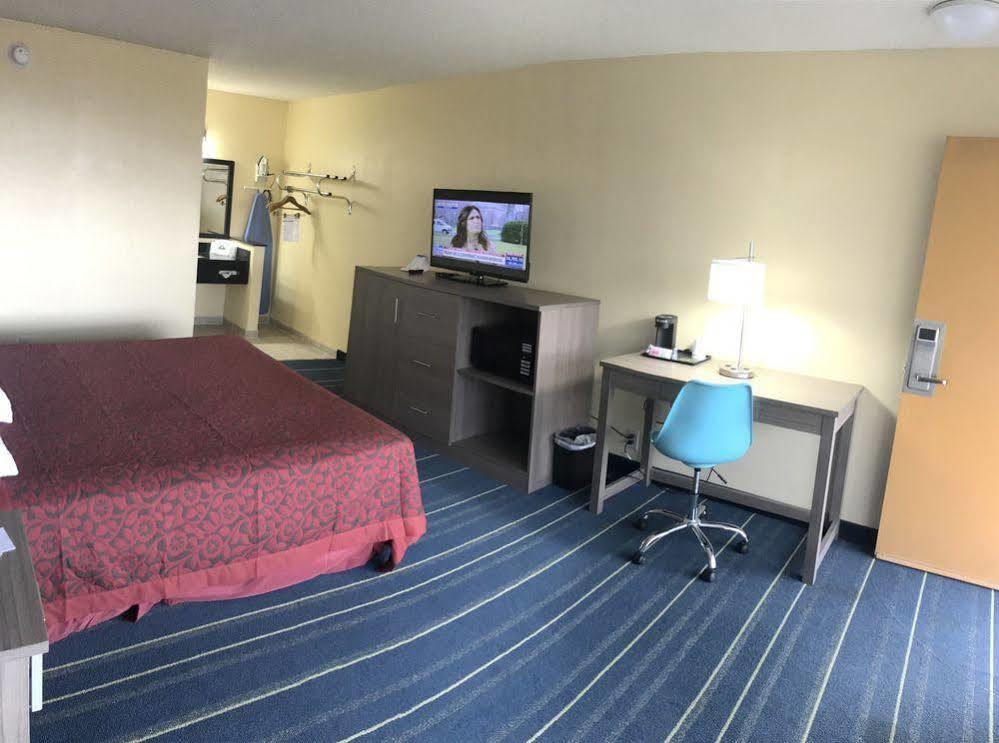 Motel Days By Wyndham Salem, Il
